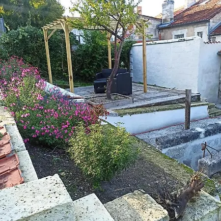 Avec Jardin * Angouleme